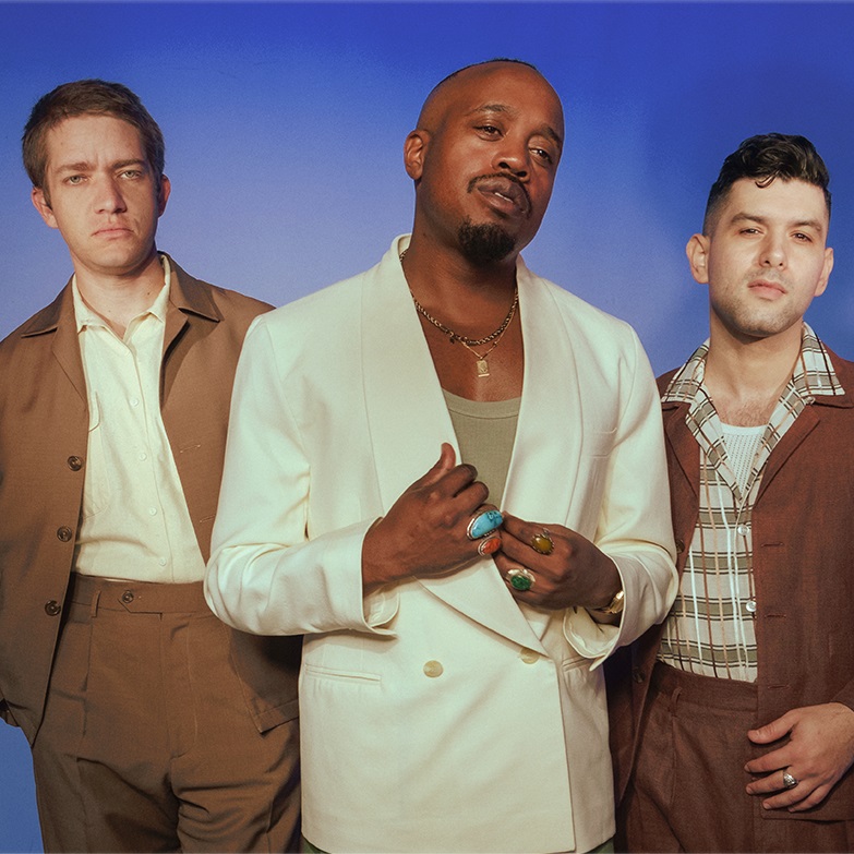 DURAND-JONES-THE-INDICATIONS-TRIANON